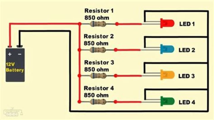 Can fridge be on same circuit as lights?