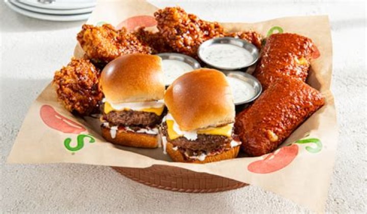 Does Chilis sell wings