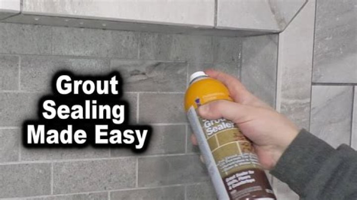 Does CLR clean grout