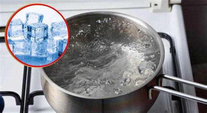 Does hot or cold water freeze faster