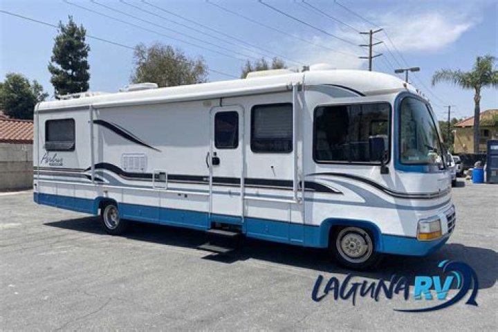 How big is a 1997 rexhall aerbus motorhome?