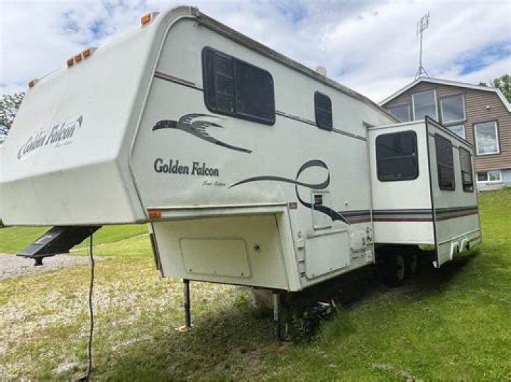 How big is the 1997 Glendale Golden Falcon?