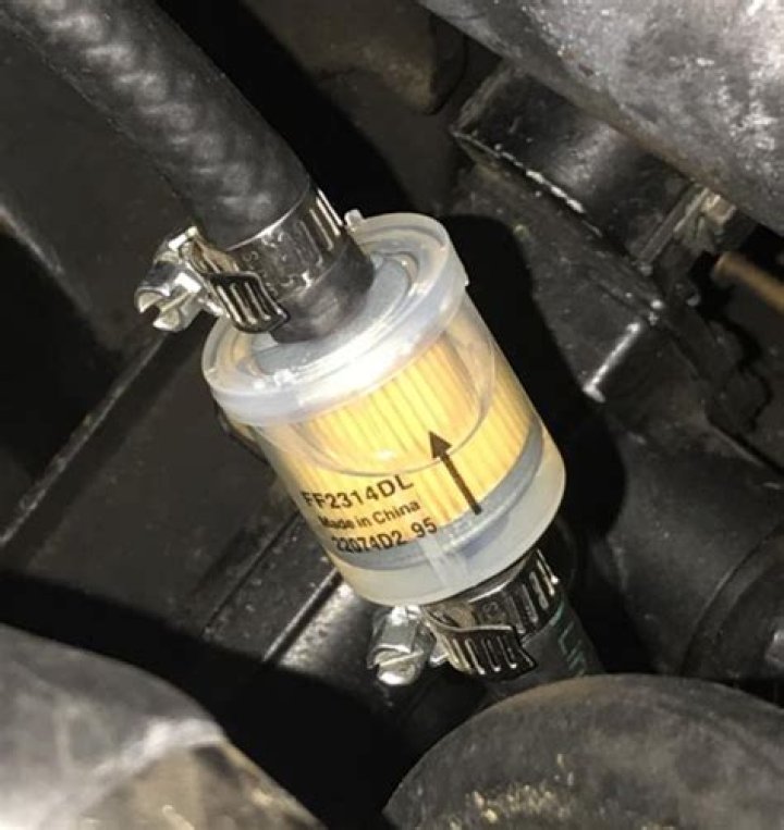 How do I know my fuel filter needs to be replaced?
