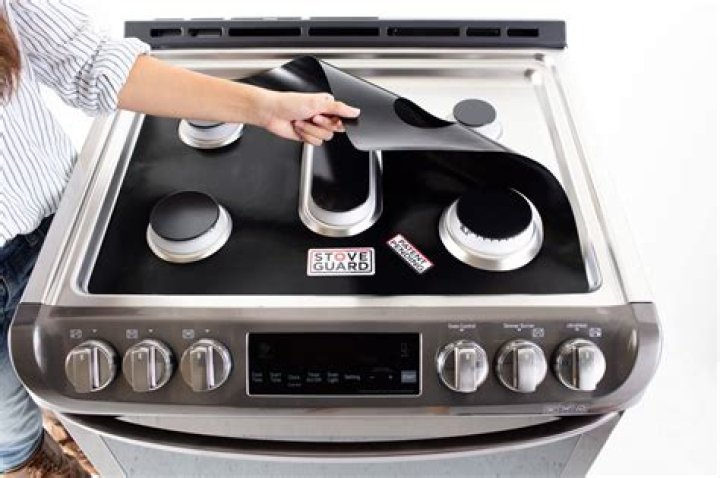 How do you cook a steak on a gas stove top