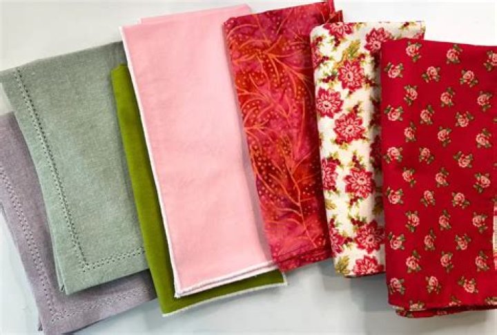 How do you make napkins with tile coasters