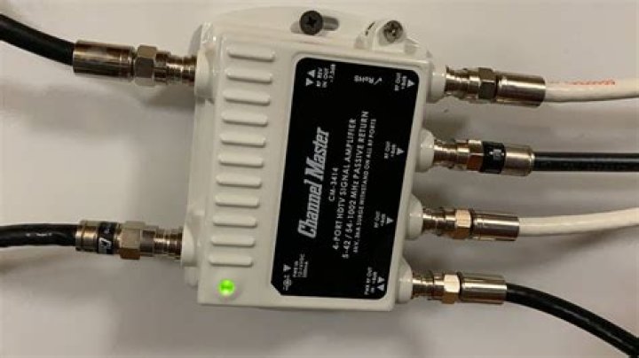 How do you test an antenna amplifier?