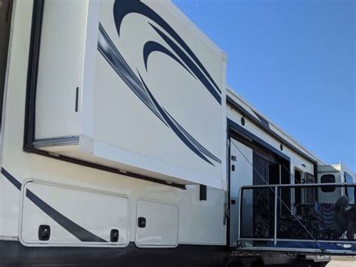 How do you turn off the slide out motor?