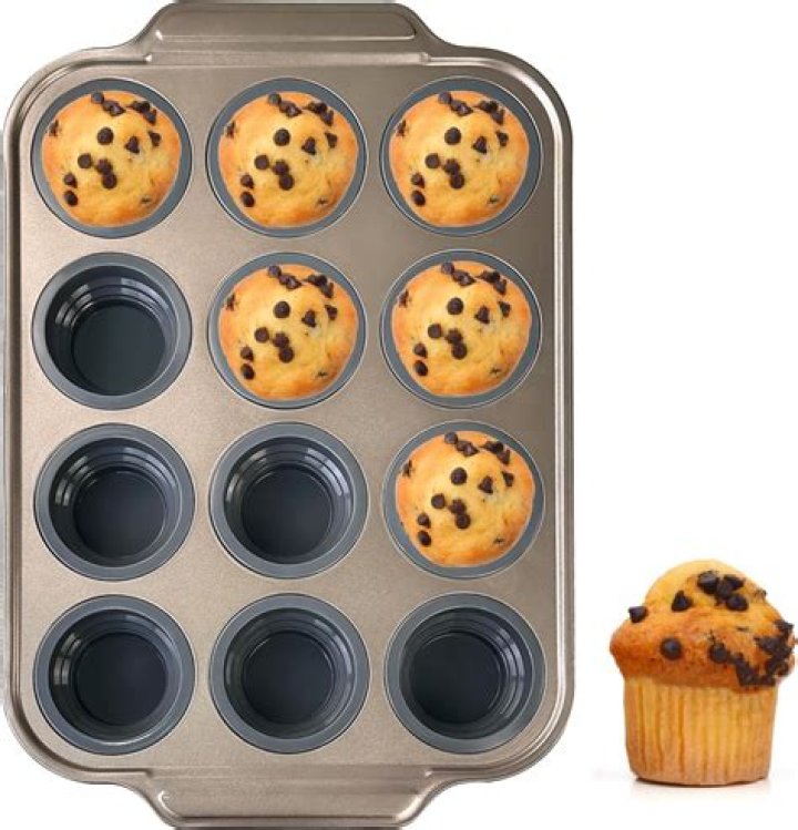 How do you use silicone mini muffin pans