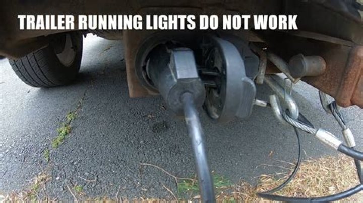 How do you wire a brake light and turn signal on a trailer?