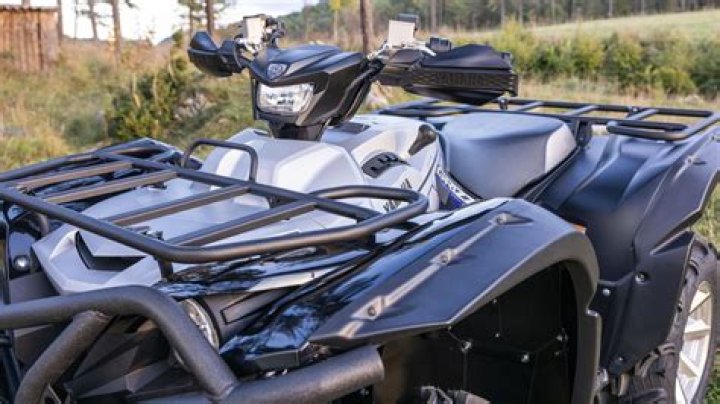 How is the EPs indicator light on on a Yamaha Grizzly 700?