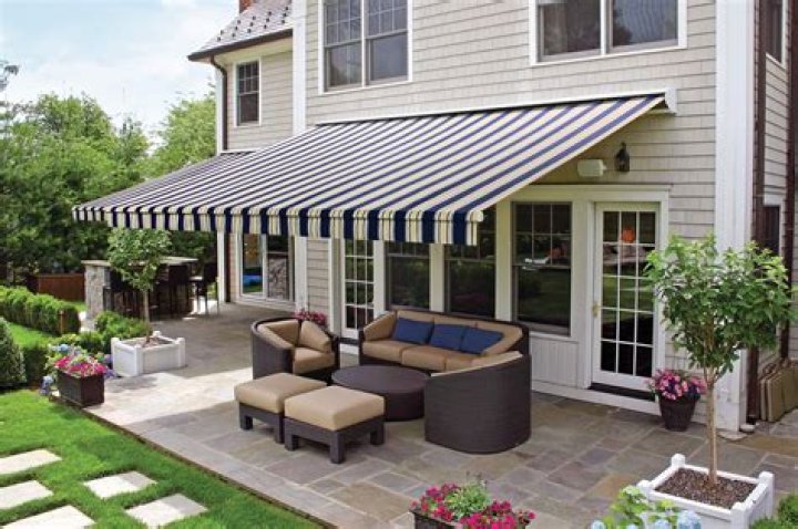 How much do roll out awnings cost?