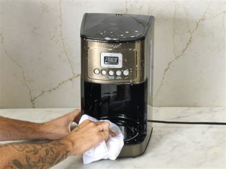 How to clean cuisinart coffee maker