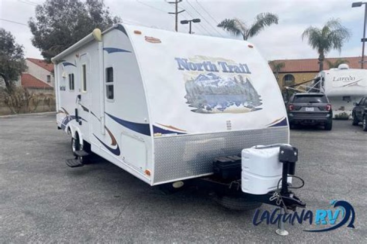 Is there a heartland North Trail travel trailer?