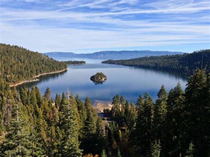 Largest Alpine Lake In North America