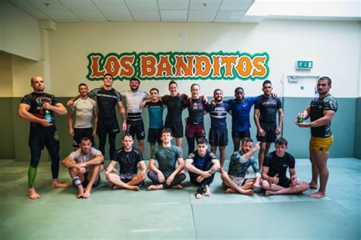 Los Banditos Green Bay - How To Discuss