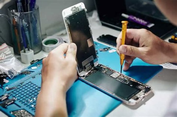 Quick Answer: How Long Does It Take Sprint To Repair A Phone