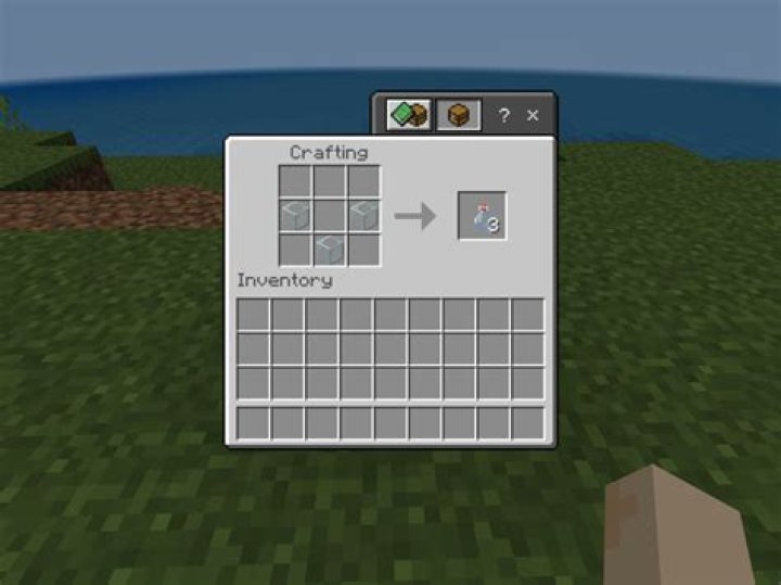Quick Answer: How To Throw Water Bottle Minecraft