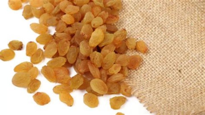 What are the side effects of raisins