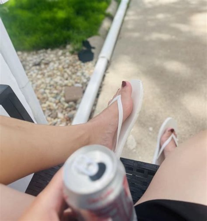 What Color Flip Flops