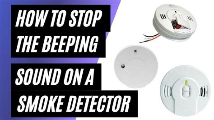 What does it mean when a smoke detector beeps 4 times then stops?