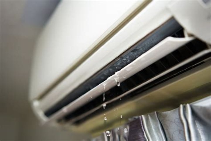 What does it mean when your air conditioner is leaking water?