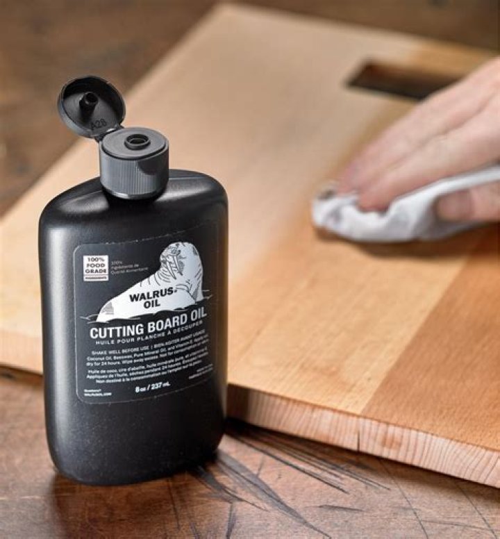What is in cutting board oil