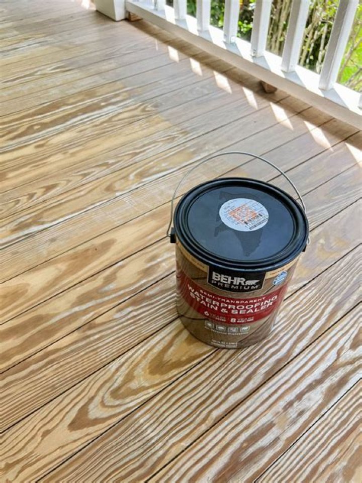 What is semi transparent deck stain