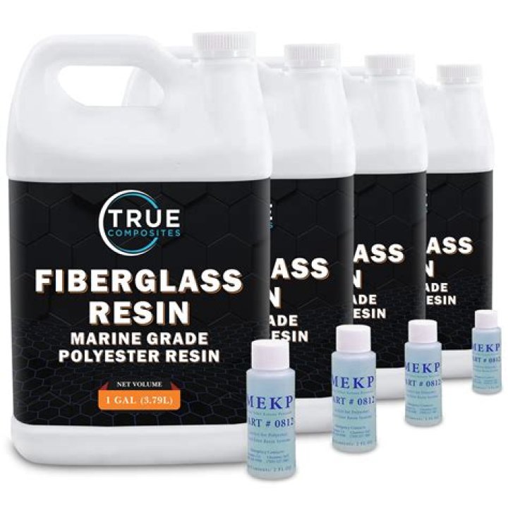 What is the difference between fiberglass resin and epoxy resin