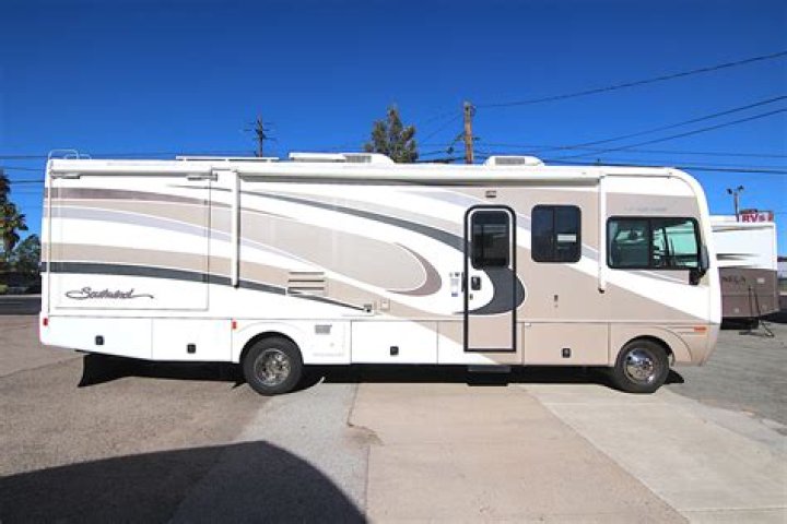 What makes a Fleetwood Southwind RV so good?