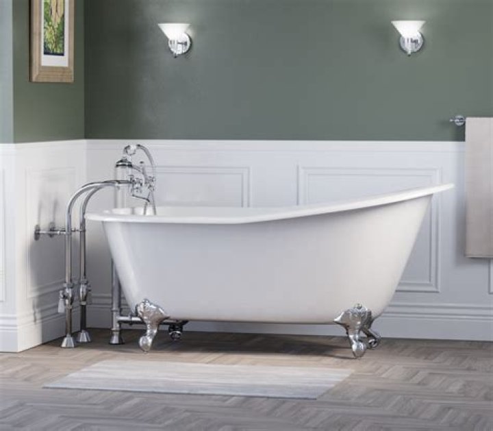 Whats better acrylic or cast iron tubs