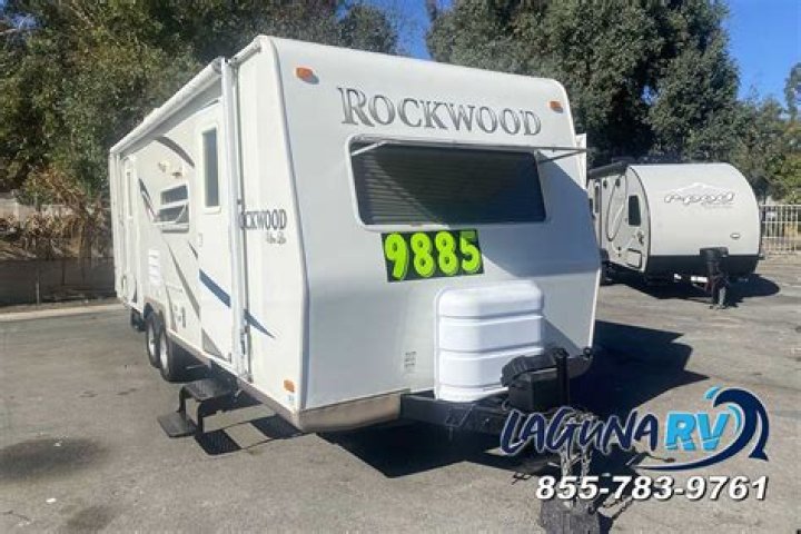 Which is 2007 Rockwood Ultra Lite travel trailer?
