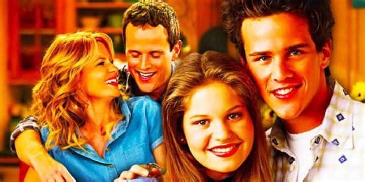 Who does DJ Tanner marry