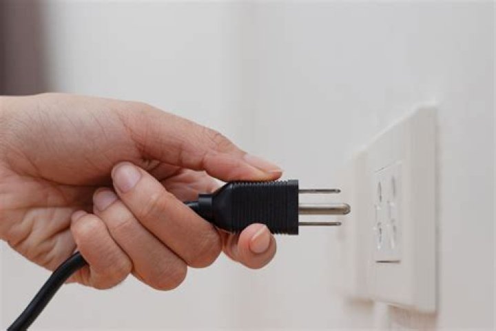 Why does my inverter not charge when I plug it in?