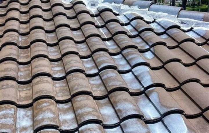 Why Is My rV roof chalky?