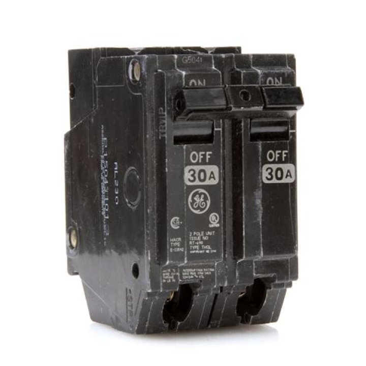 Will a 30 amp breaker trip at 30 amps?